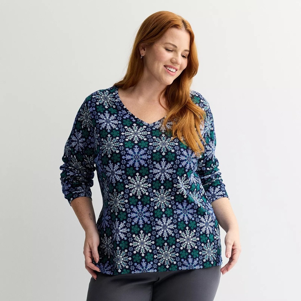 Kohl's Women's Long Sleeve V Neck Tee Snowflake Print Classic‎ Fit Size OX NWT